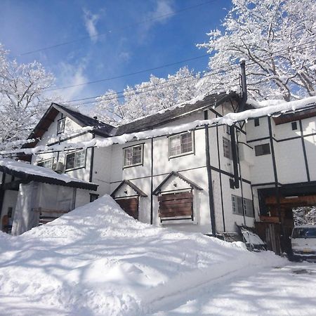 Hakuba Matata Lodge Екстер'єр фото