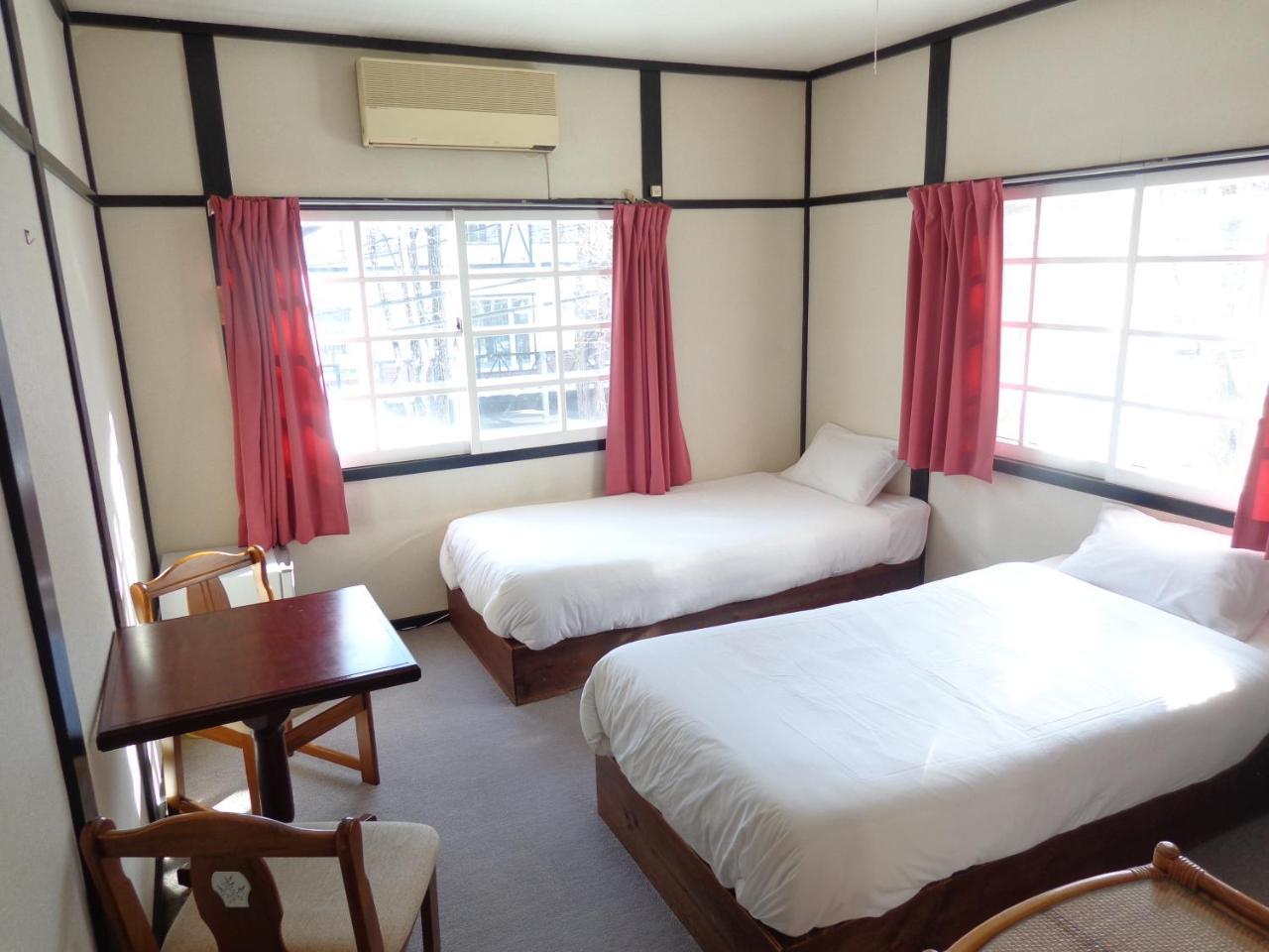 Hakuba Matata Lodge Екстер'єр фото
