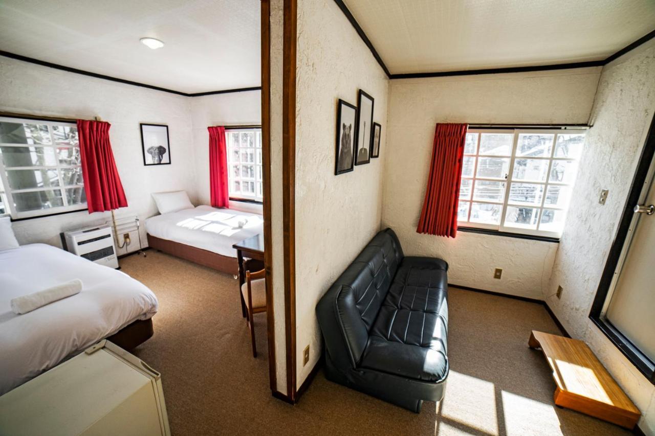 Hakuba Matata Lodge Екстер'єр фото