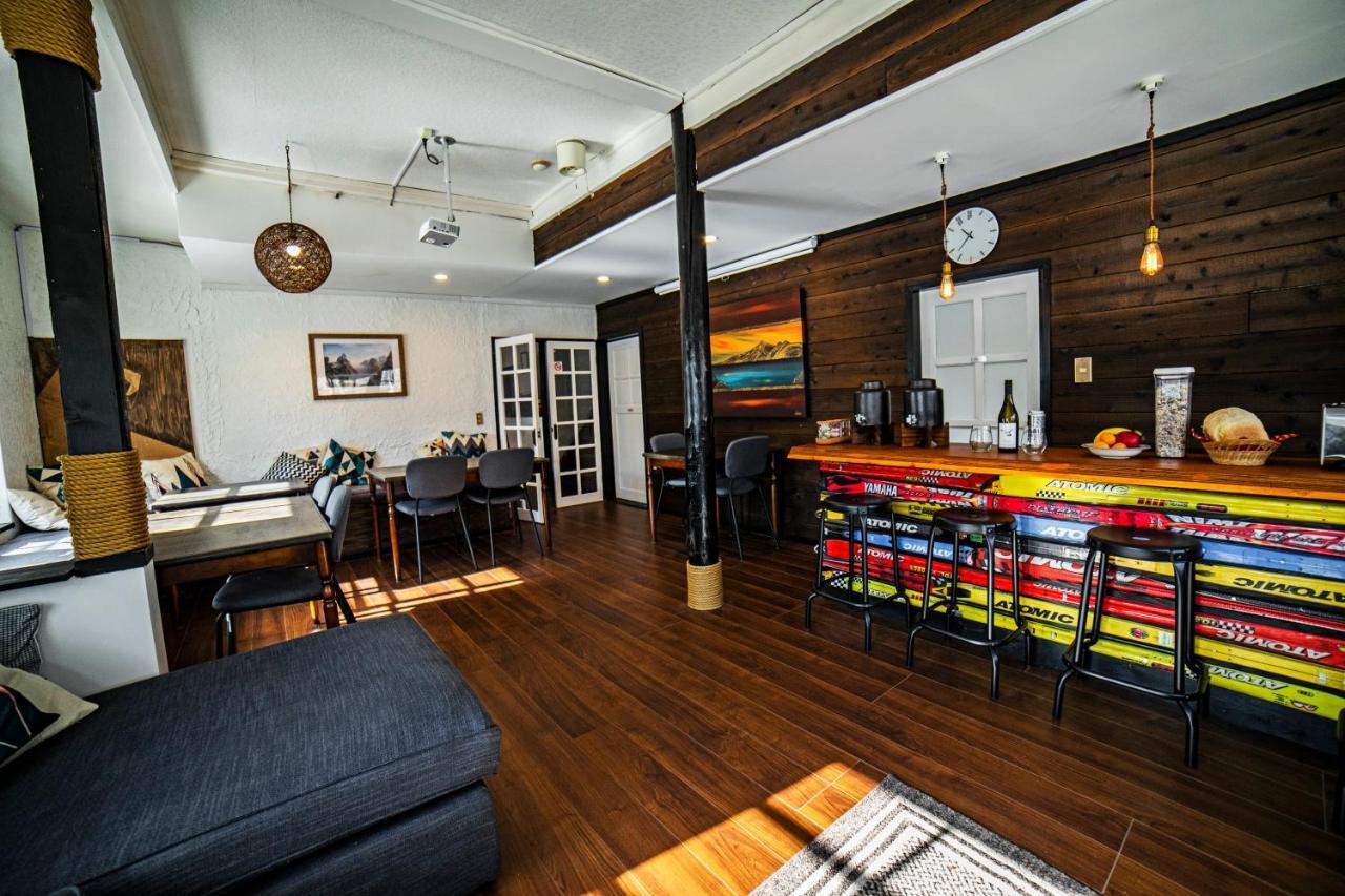 Hakuba Matata Lodge Екстер'єр фото