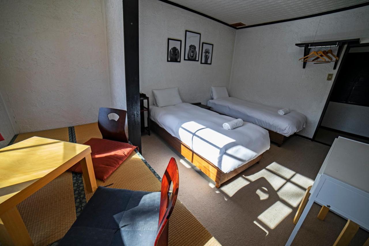 Hakuba Matata Lodge Екстер'єр фото